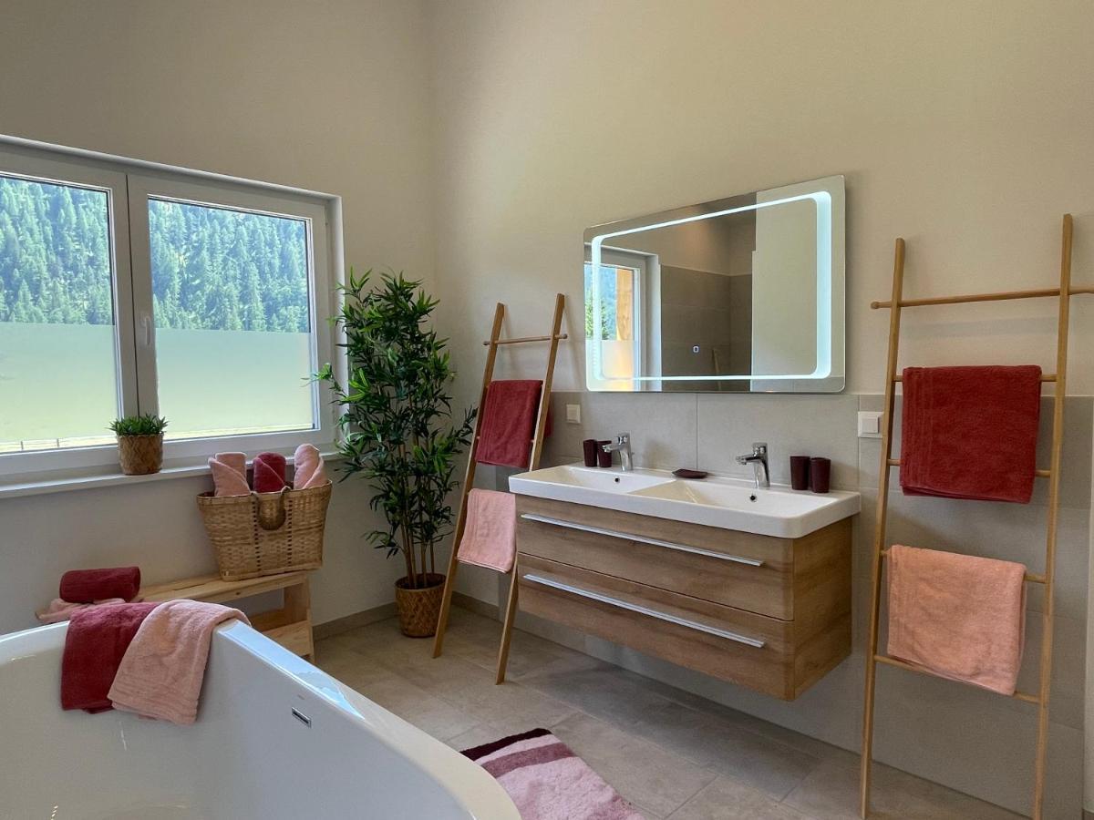 Tyrol Purelife Lodges Sankt Jakob in Defereggen Dış mekan fotoğraf